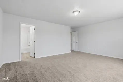 7512 Redcliff Road Indianapolis IN 46256