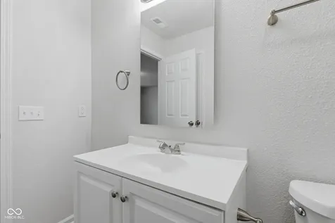 7512 Redcliff Road Indianapolis IN 46256
