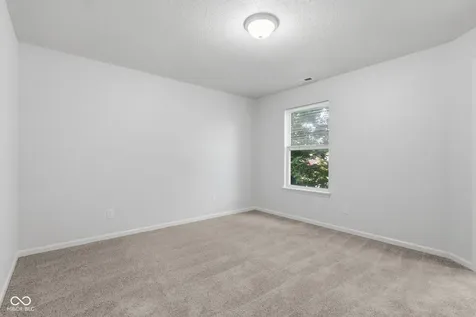 7512 Redcliff Road Indianapolis IN 46256
