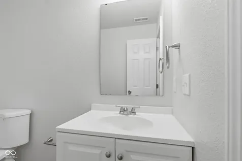 7512 Redcliff Road Indianapolis IN 46256