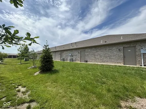 67 E Garner Road Brownsburg IN 46112
