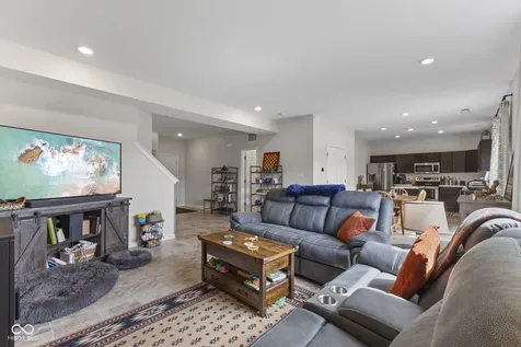 4218 Ashworth Lane Columbus IN 47201