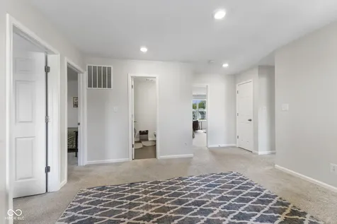 4218 Ashworth Lane Columbus IN 47201