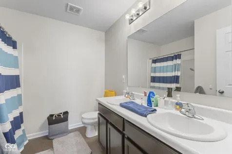 4218 Ashworth Lane Columbus IN 47201