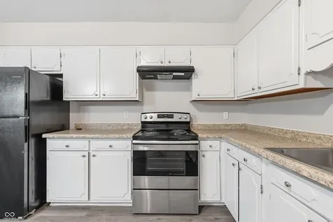 8144 Penway Street Indianapolis IN 46226