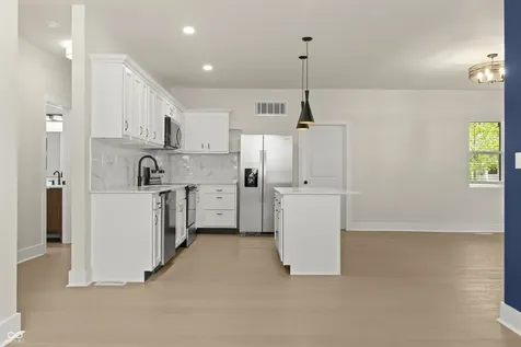 404 S Main Street Whitestown IN 46075