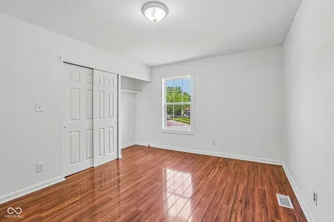 8033 Wysong Drive Indianapolis IN 46219