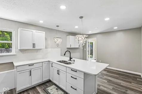 8033 Wysong Drive Indianapolis IN 46219