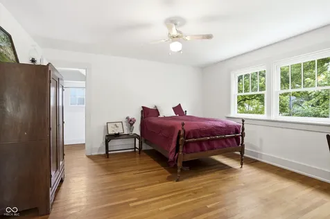 5429 Guilford Avenue Indianapolis IN 46220