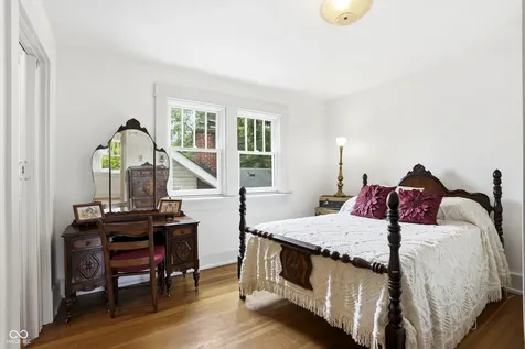 5429 Guilford Avenue Indianapolis IN 46220