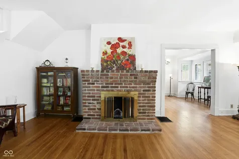 5429 Guilford Avenue Indianapolis IN 46220