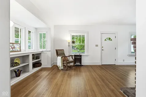 5429 Guilford Avenue Indianapolis IN 46220
