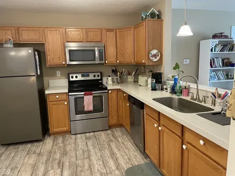 2731 Winding Creek Lane Greenfield IN 46140
