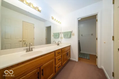1662 Acorn Road Franklin IN 46131