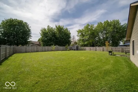 1662 Acorn Road Franklin IN 46131