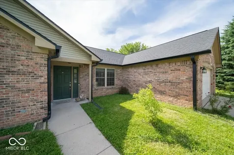 1662 Acorn Road Franklin IN 46131
