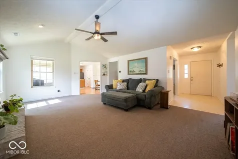 1662 Acorn Road Franklin IN 46131
