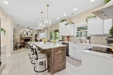 6054 Easy Lane Indianapolis IN 46259