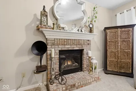 6054 Easy Lane Indianapolis IN 46259