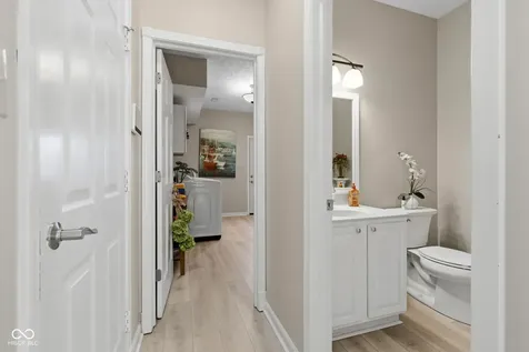 6054 Easy Lane Indianapolis IN 46259