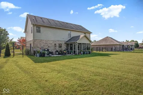 6054 Easy Lane Indianapolis IN 46259