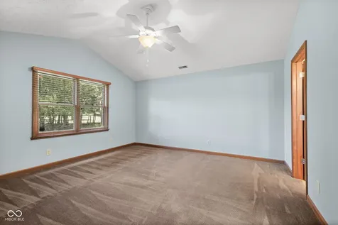 706 Paris Drive Franklin IN 46131