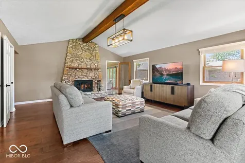 105 Aspen Way Noblesville IN 46062