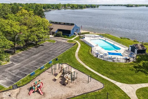 105 Aspen Way Noblesville IN 46062