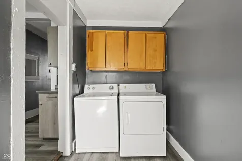 1906 Charles Street Indianapolis IN 46225