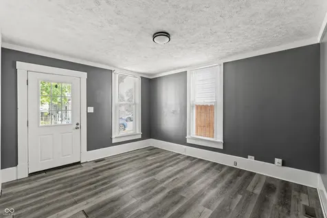 1906 Charles Street Indianapolis IN 46225