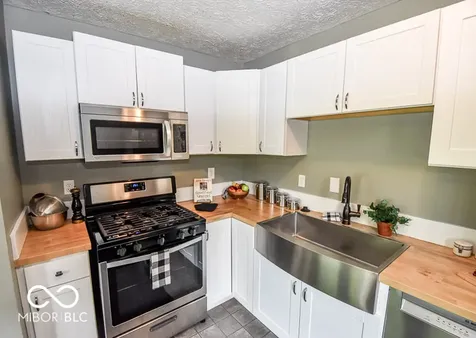 428 N Hay Street Bloomington IN 47404