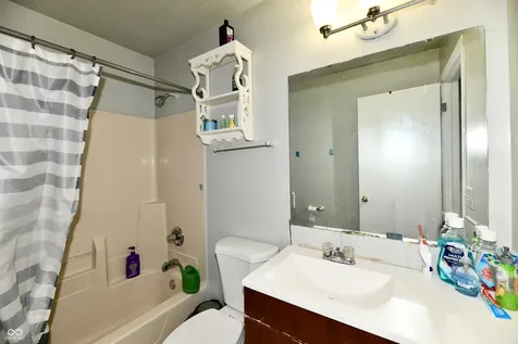 4538 Golden Meadow Court Indianapolis IN 46254