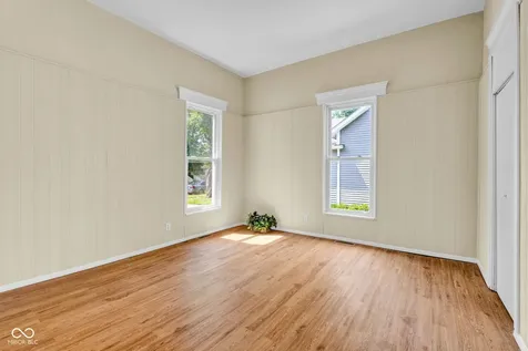 1617 Lafayette Avenue Columbus IN 47201
