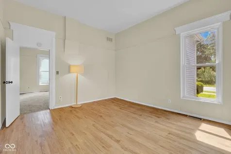 1617 Lafayette Avenue Columbus IN 47201