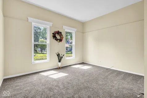 1617 Lafayette Avenue Columbus IN 47201