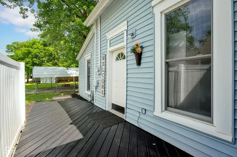 1617 Lafayette Avenue Columbus IN 47201