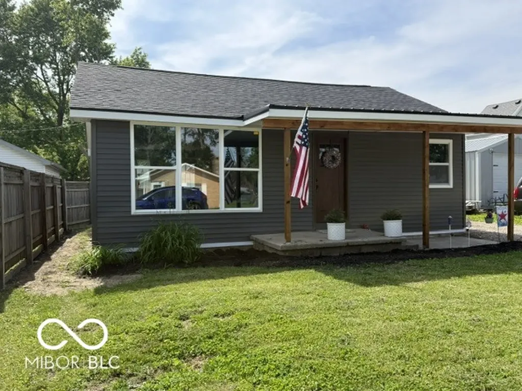 203 S Walnut Street Fairland IN 46126