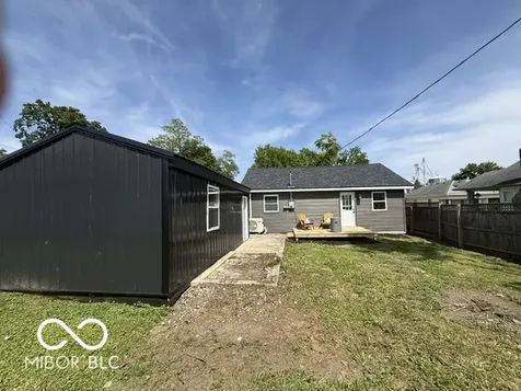 203 S Walnut Street Fairland IN 46126