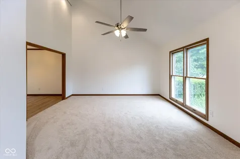 9066 Bakeway Drive Indianapolis IN 46231