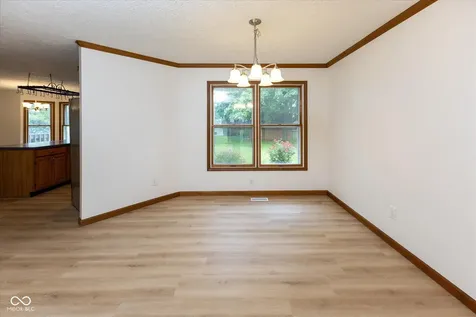 9066 Bakeway Drive Indianapolis IN 46231