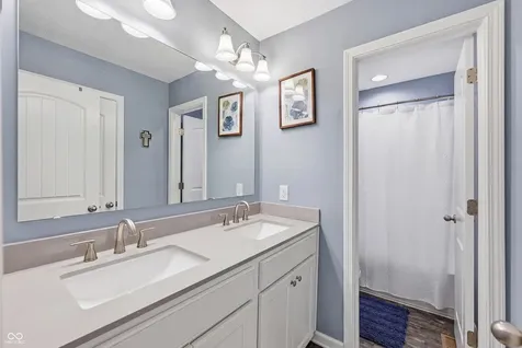 4311 Bexley Court Avon IN 46123
