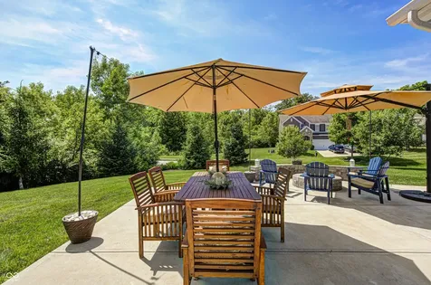 4311 Bexley Court Avon IN 46123