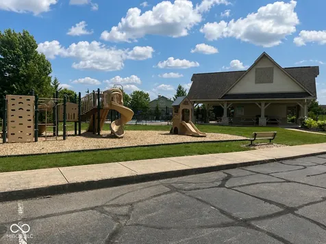 4311 Bexley Court Avon IN 46123