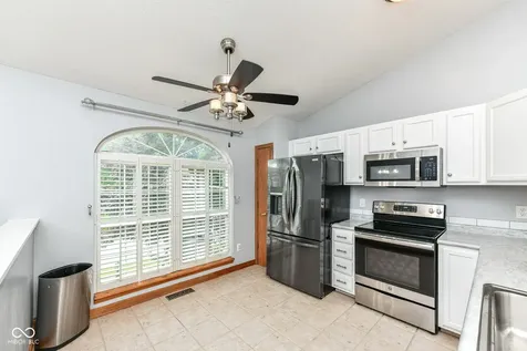 3907 Owster Lane Indianapolis IN 46237