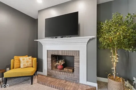 6523 Mossy Rock Lane Indianapolis IN 46237