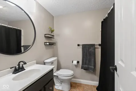 6523 Mossy Rock Lane Indianapolis IN 46237