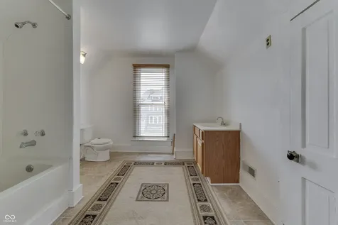 409 W Washington Street Martinsville IN 46151