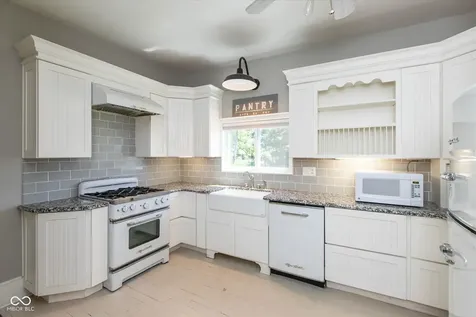 6862 Travis Road Greenwood IN 46143