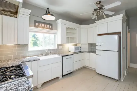 6862 Travis Road Greenwood IN 46143