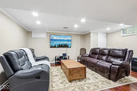 7936 Mann Road Indianapolis IN 46221